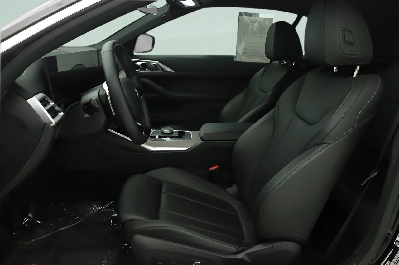 Used 2026 Black BMW 430i 2D Convertible image 30