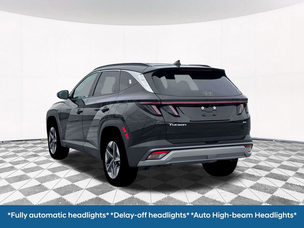 New 2026 Black Hyundai SEL Premium image 8
