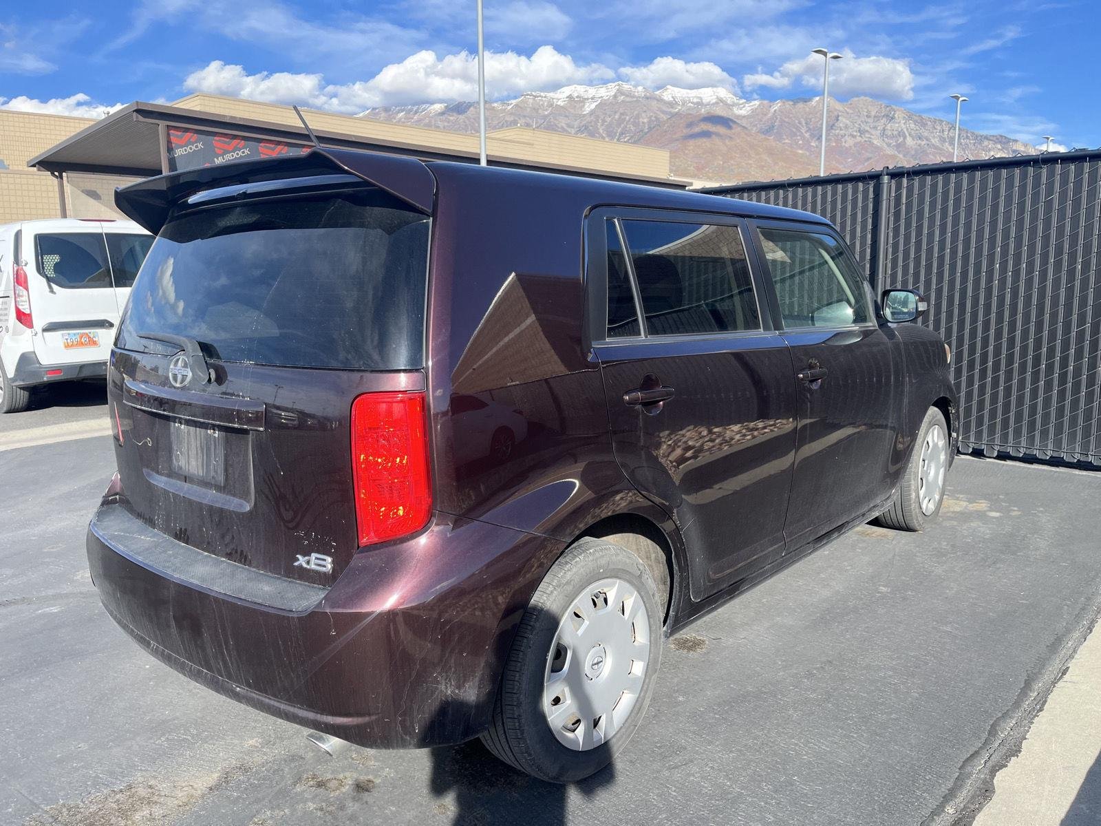 Used 2008  scion 5dr Wgn Man (Natl) image 4