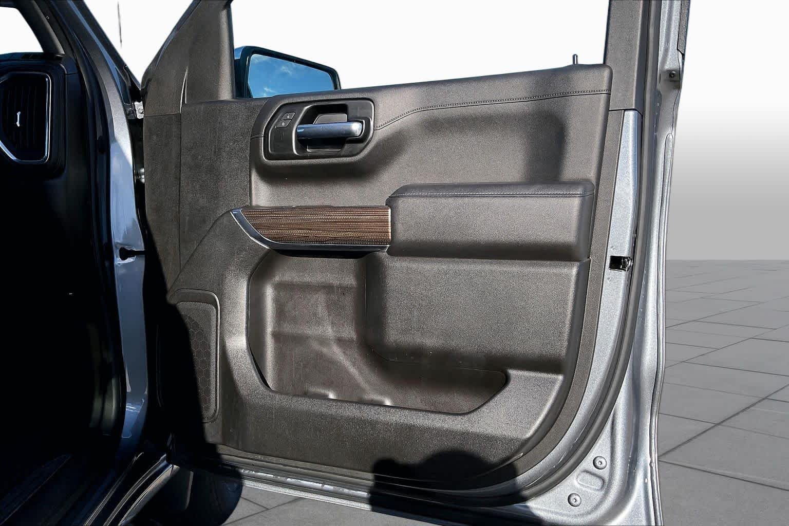 Used 2022 Satin Steel Metallic Chevrolet LT image 22