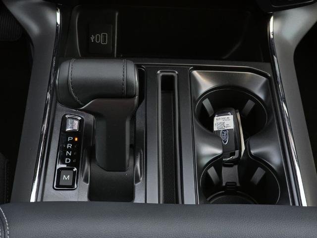 New 2026 Carbonized Gray Metallic Ford XLT image 76