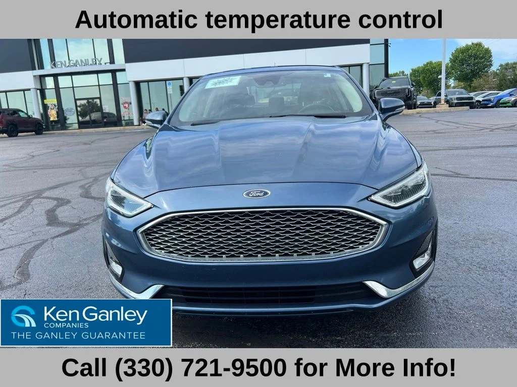 Used 2019 Blue Ford Titanium image 16