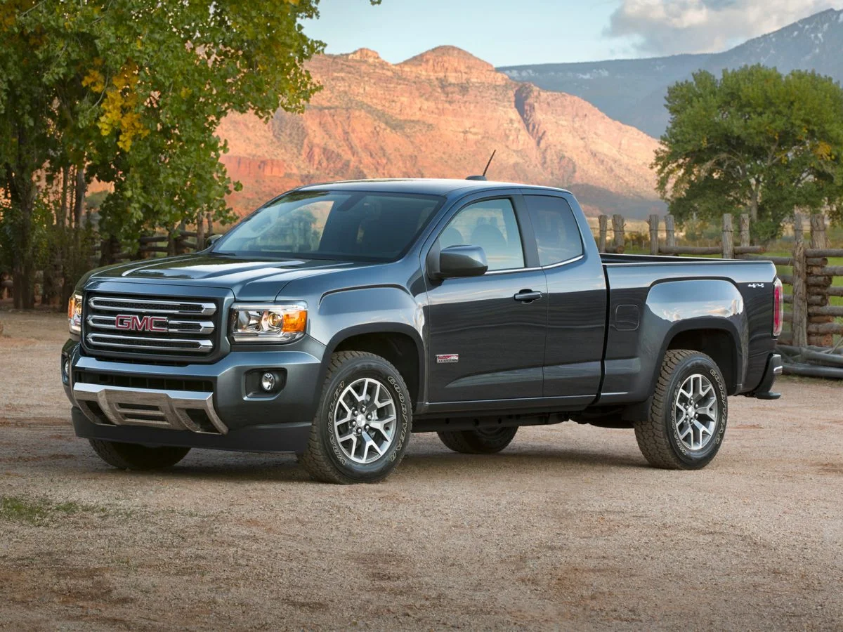 2017 GMC Canyon 2WD SLT Crew Cab Short Box's photo