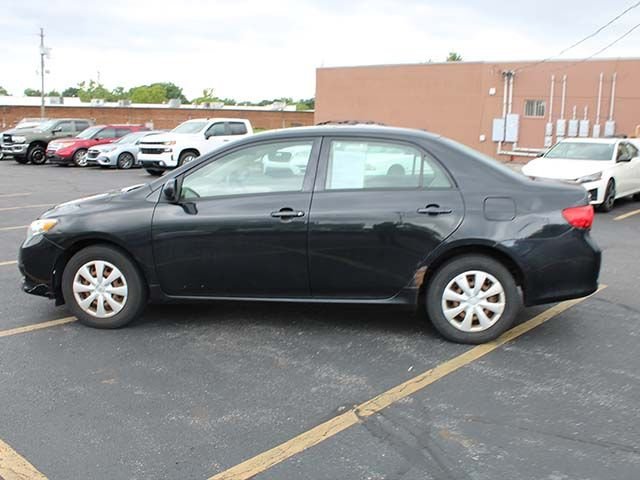 Used 2010 Black Sand Pearl Toyota LE image 7