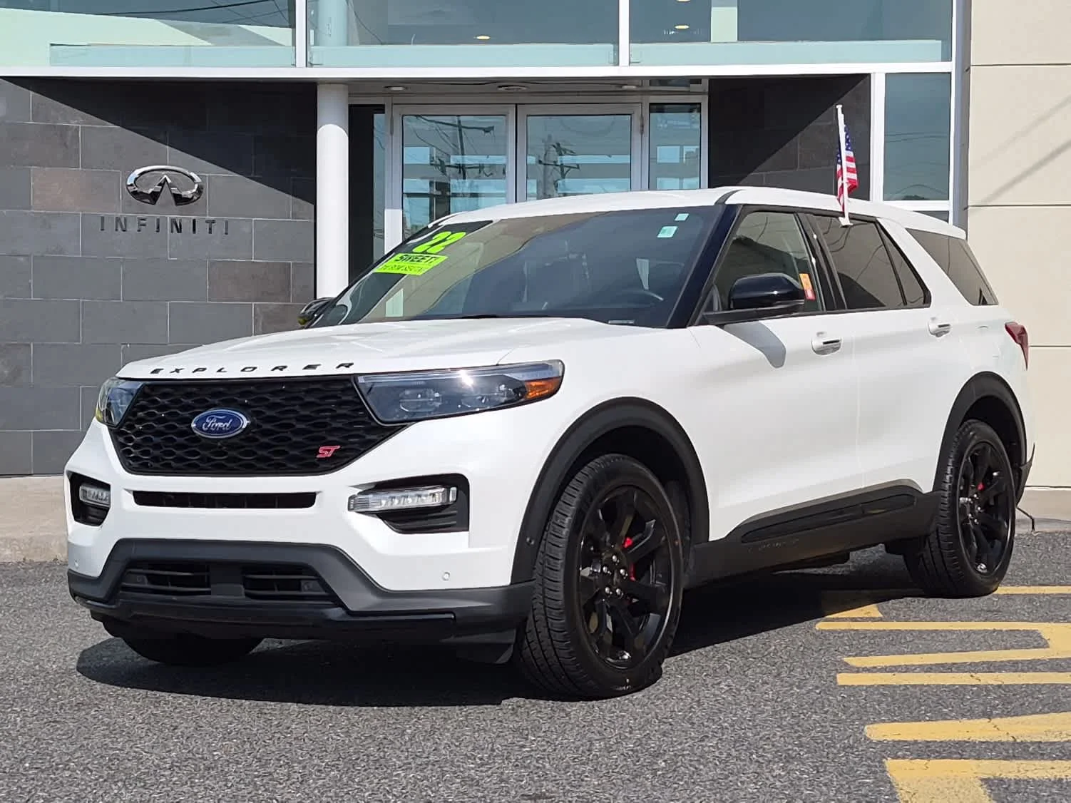 2022 Ford Explorer ST 4WD's photo