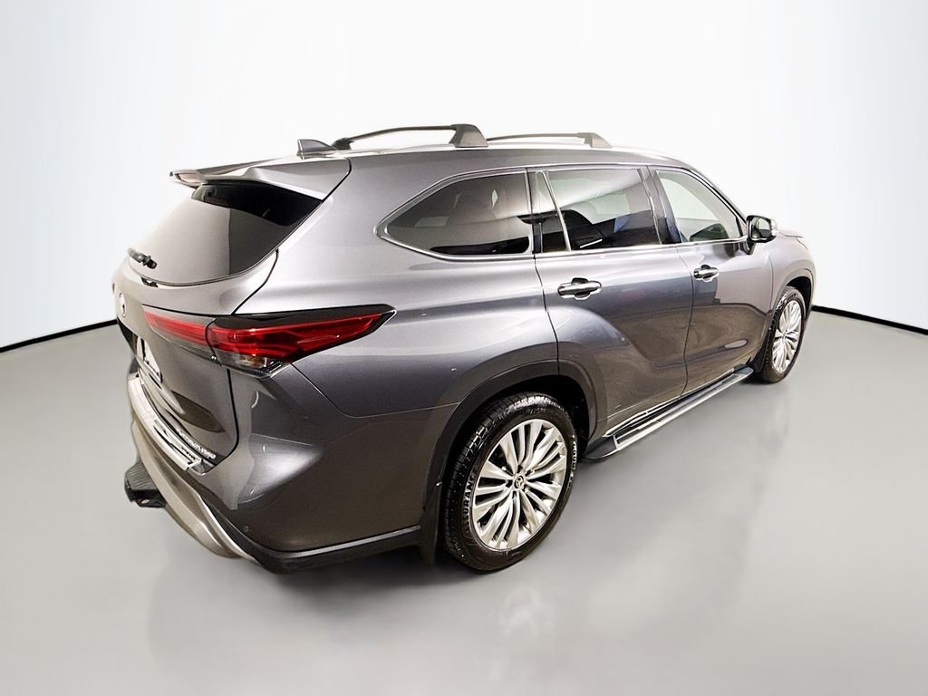 Used 2023 Magnetic Gray Metallic Toyota Platinum image 7