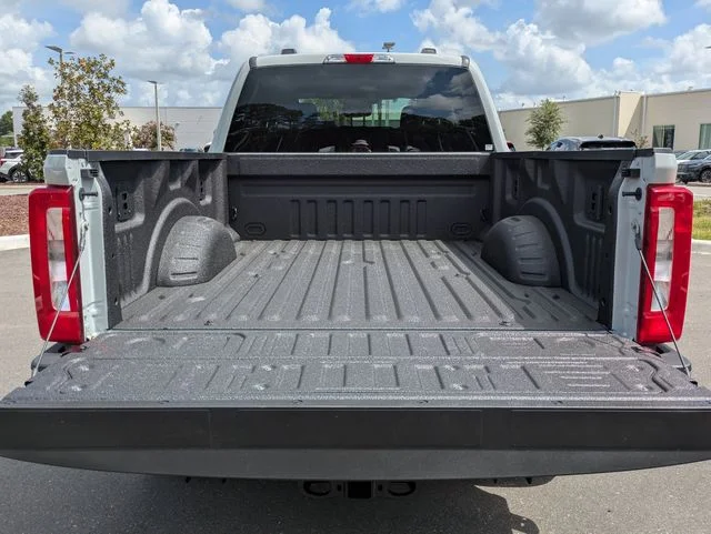 New 2026 Avalanche Ford F-250® XLT image 13