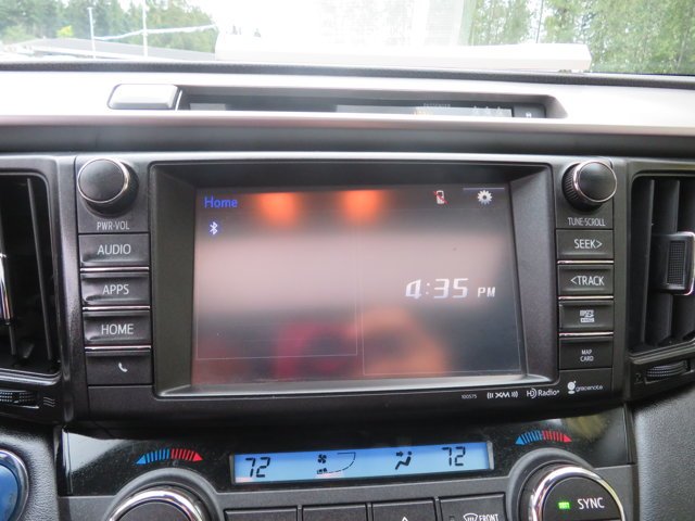Used 2017 Blizzard Pearl Toyota Limited image 24