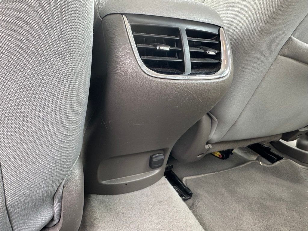 Used 2019 Summit White Chevrolet LT image 24