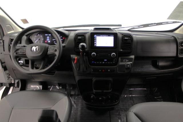 Used 2025 White Ram Base image 21