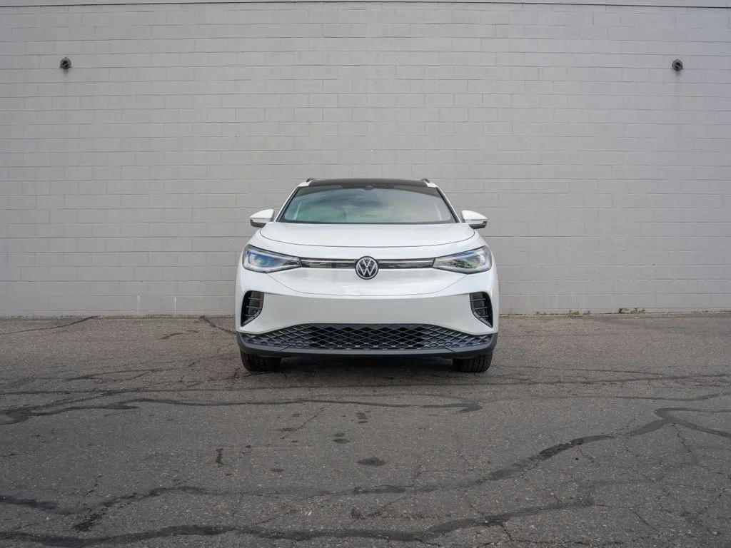 Used 2023 Opal White Pearl Volkswagen Pro S image 10