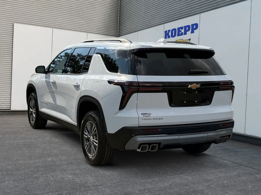 New 2027 Summit White Chevrolet LT image 3