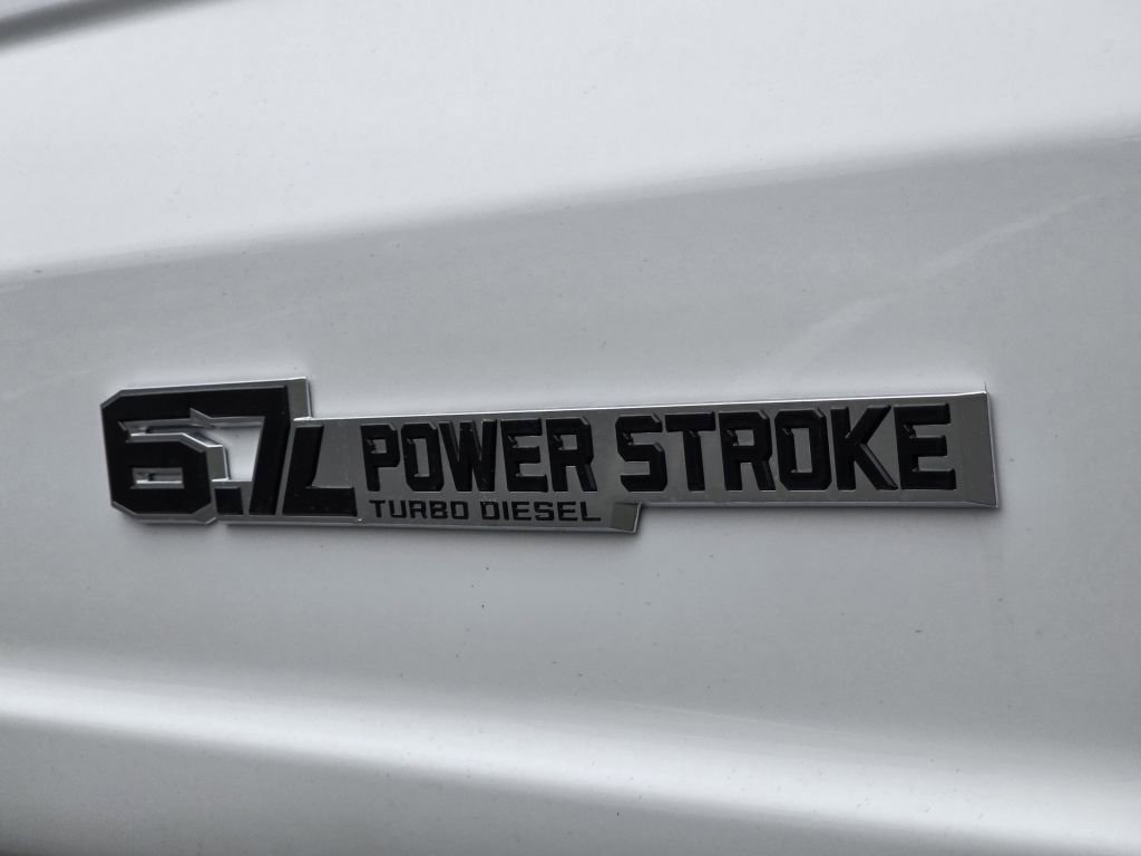 New 2026 Oxford White Ford XL image 26