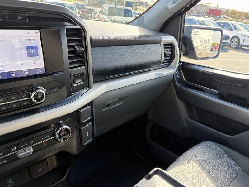 Used 2021 Grey Ford XLT image 11