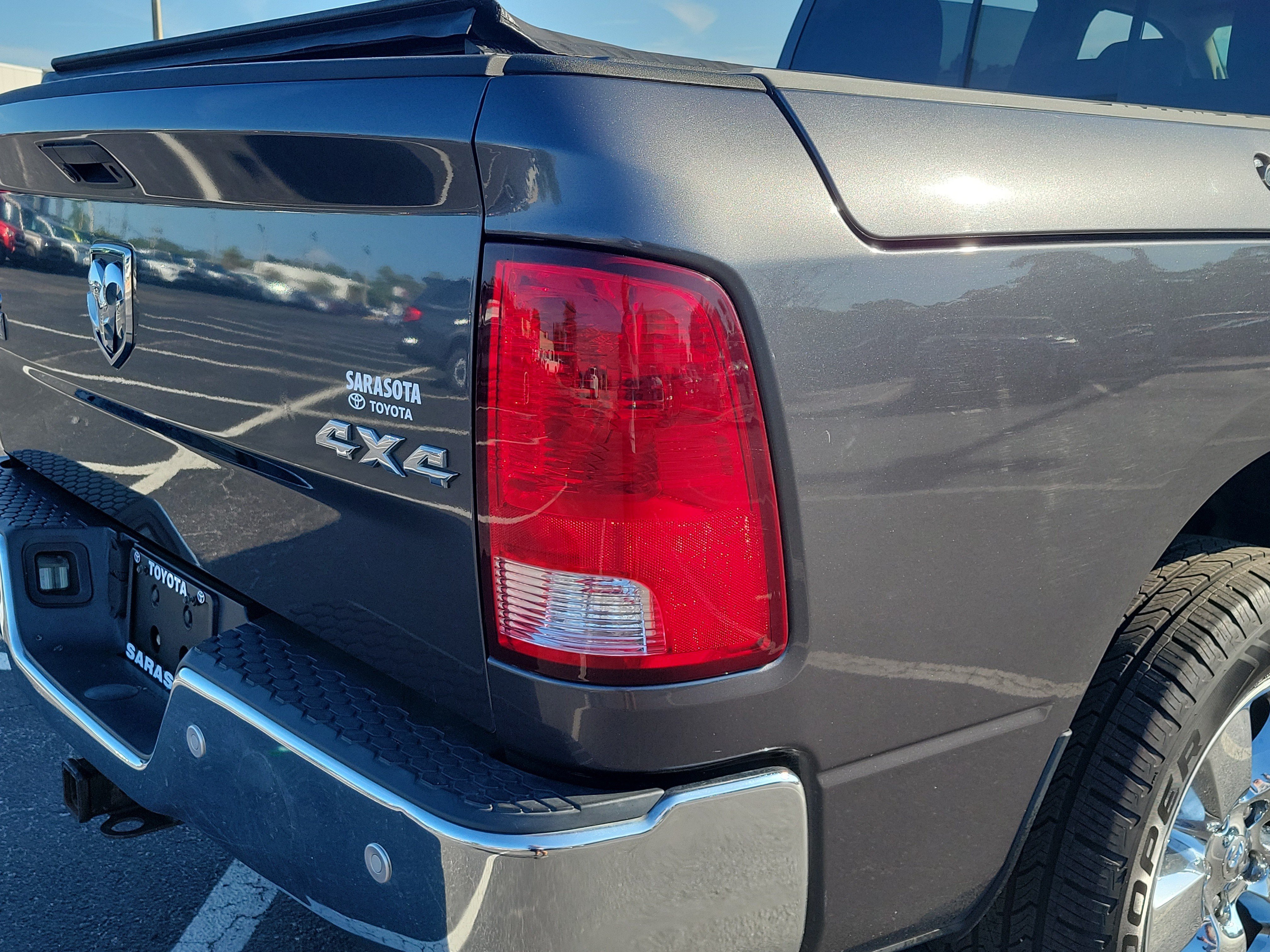 Used 2017 Granite Crystal Metallic Clearcoat Ram Big Horn image 10
