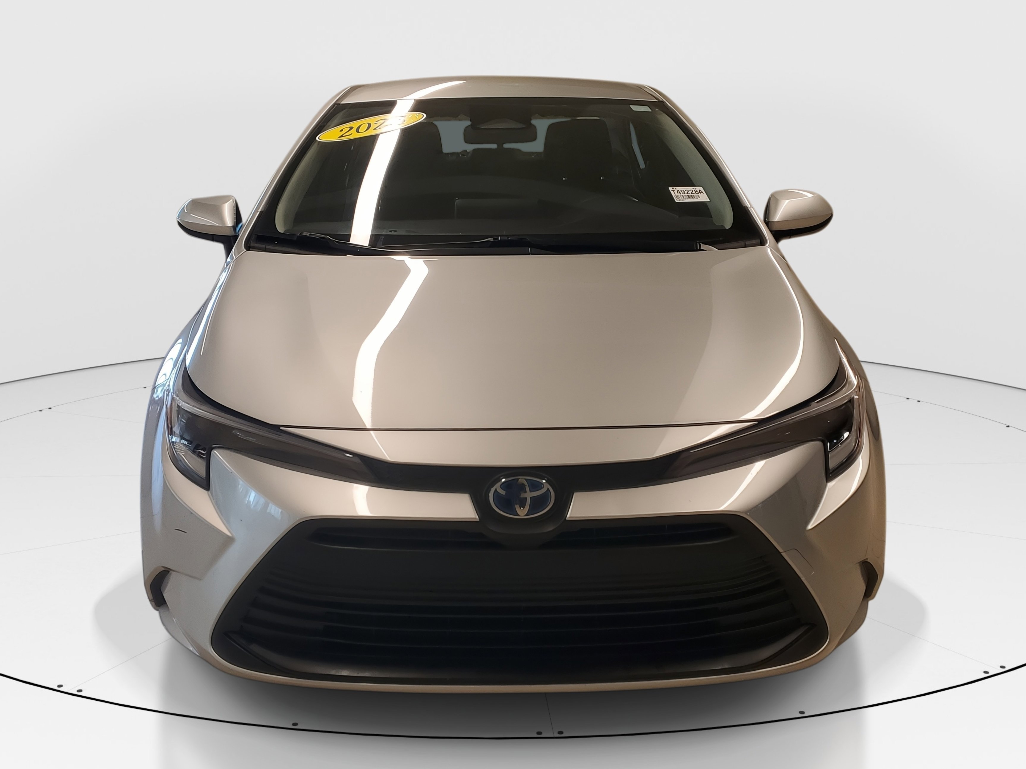 Used 2023 Toyota Corolla LE with VIN JTDBCMFE4P3022103 for sale in Pinecrest, FL