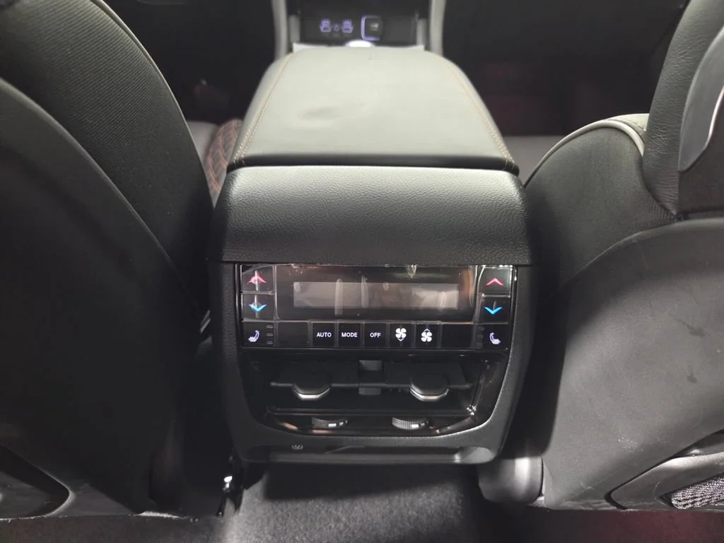 2025 Jeep Grand Cherokee Summit - Photo 25