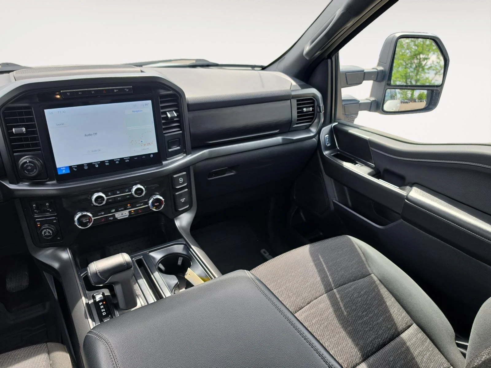 Used 2024 Oxford White Ford XLT image 12
