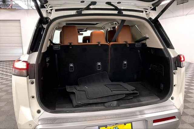 2024 Nissan Pathfinder Platinum - Photo 43
