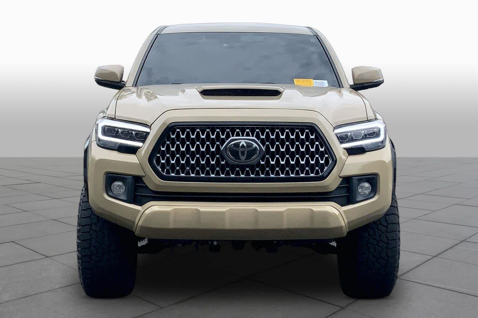 Used 2018 Quicksand Toyota TRD Sport image 4