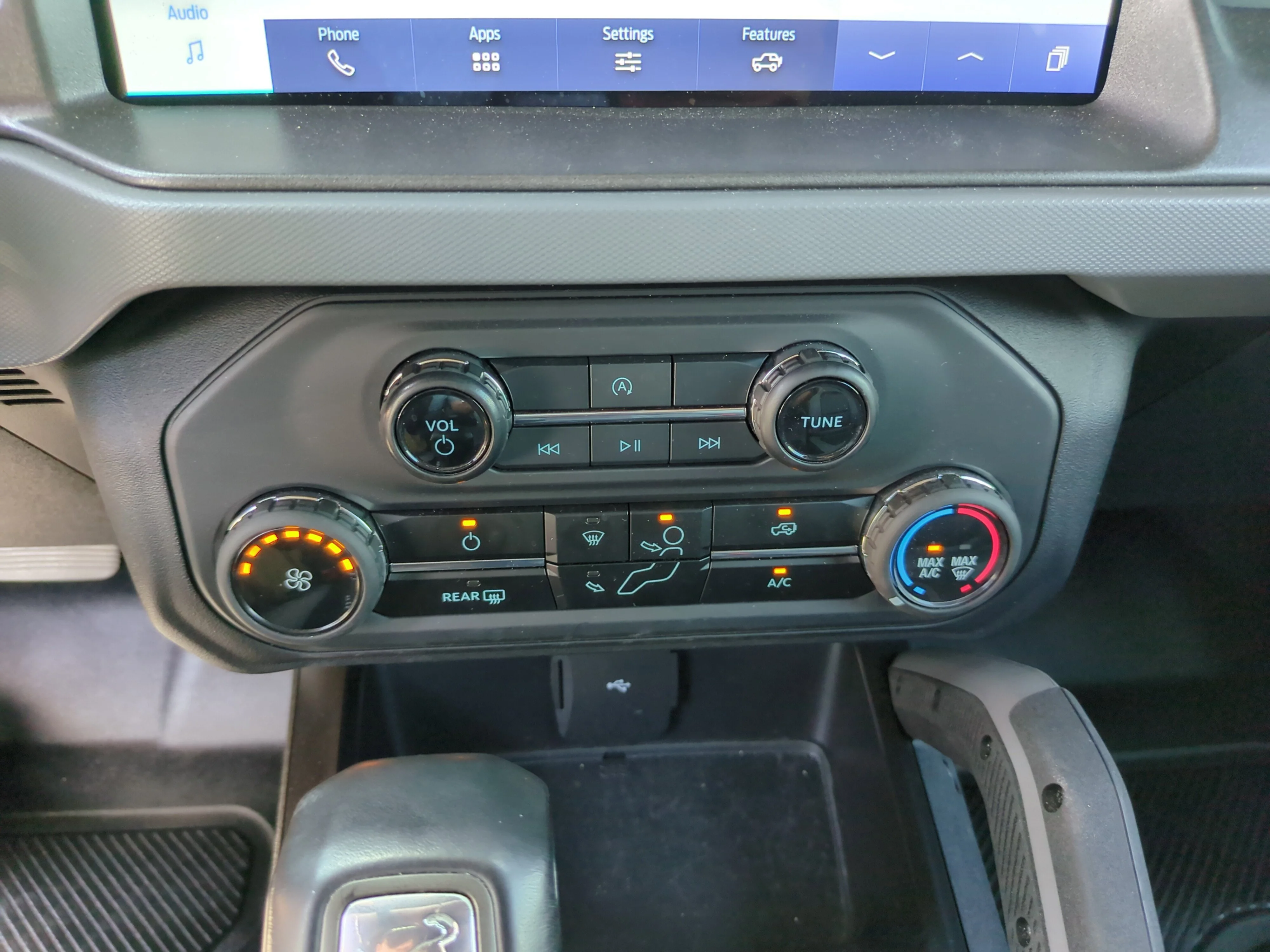 Certified Used 2024 Light Blue Clearcoat Metallic Ford Big Bend image 20