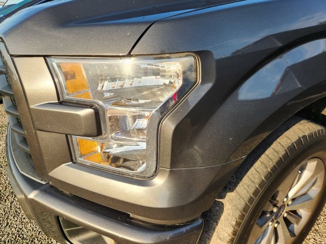 Used 2017  Ford XL image 6