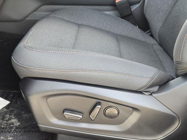 New 2026 Space White Metallic Ford Active image 37
