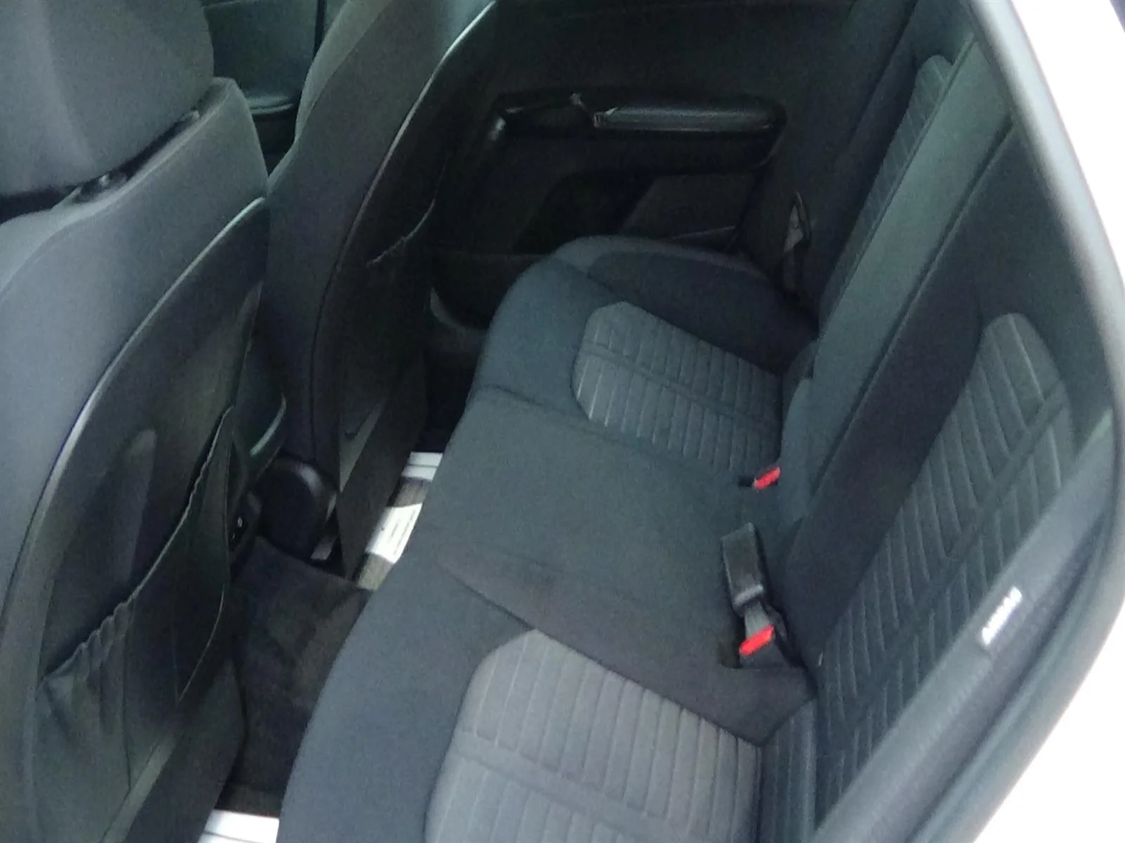 Used 2025 Snow White Kia LXS image 11