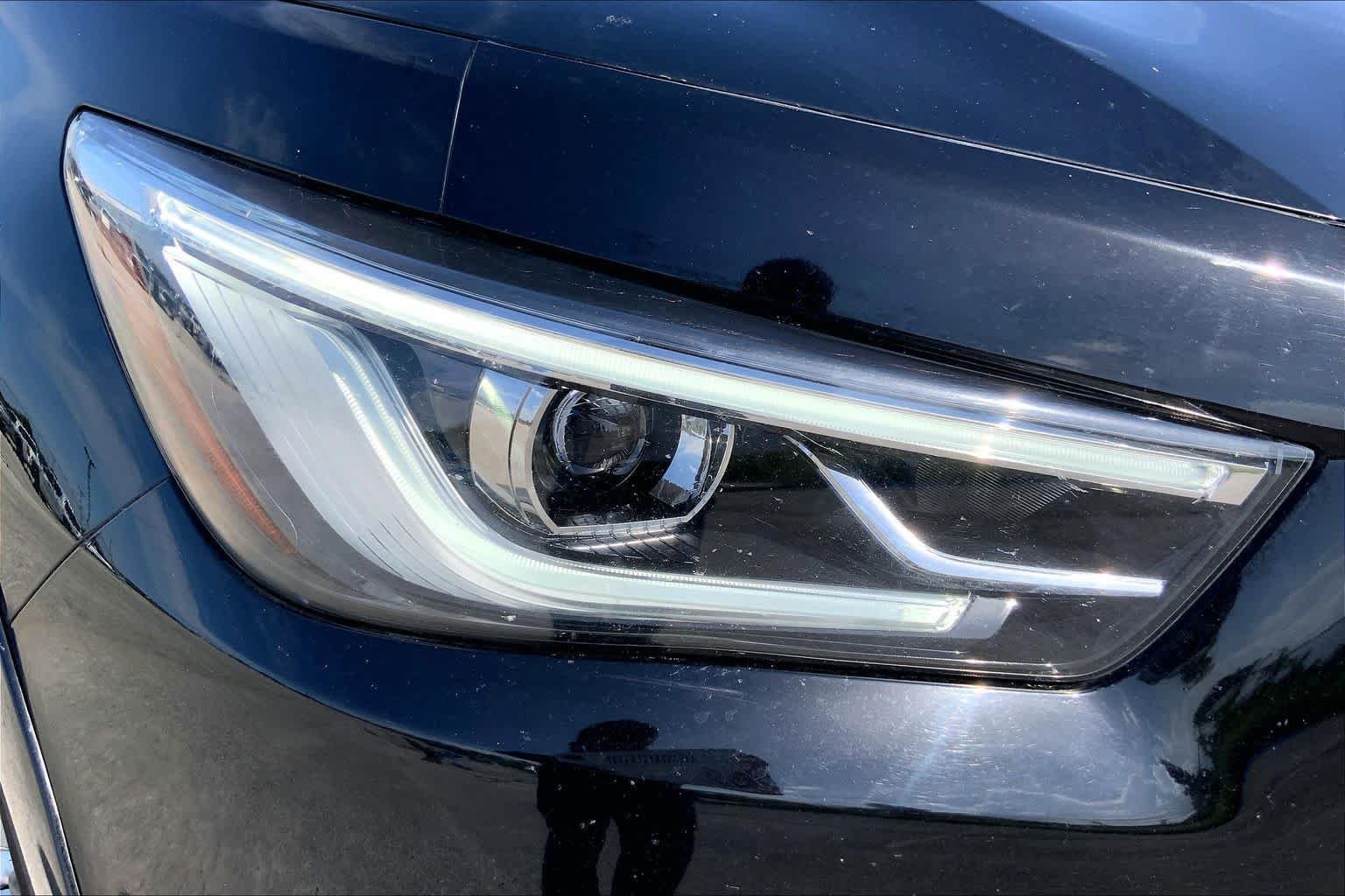 Used 2019 Black Obsidian INFINITI LUXE image 27