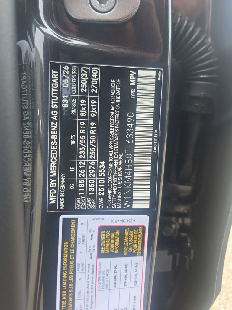 New 2026 Graphite Grey Metallic Mercedes-Benz GLC 300 image 29