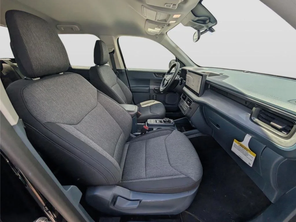 Used 2025 Black Ford XLT image 8