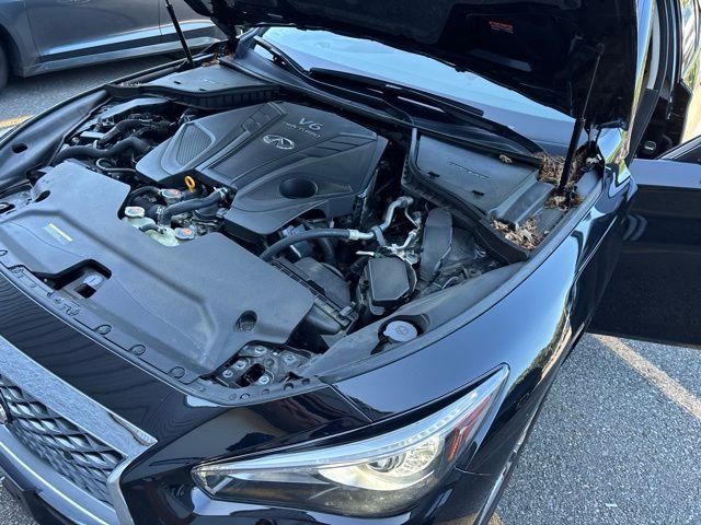 Used 2023 Black INFINITI LUXE image 17