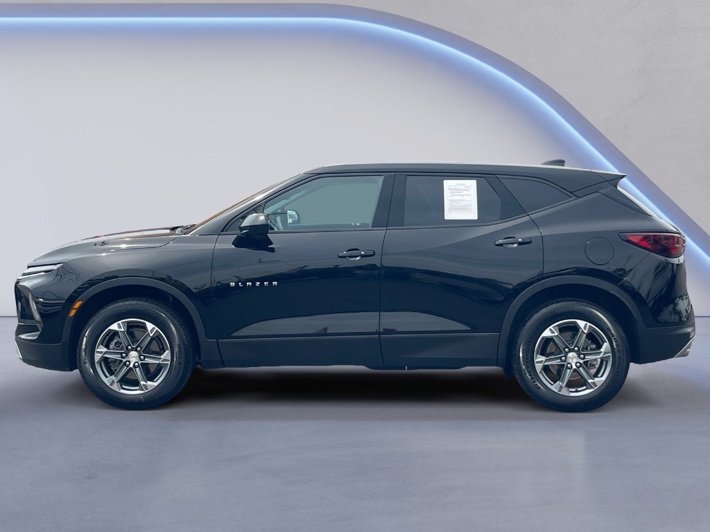 Used 2025 Black Chevrolet LT image 20