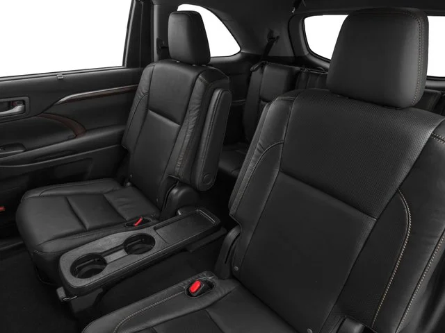 Used 2016 Creme Brulee Mica Toyota Limited Platinum image 18