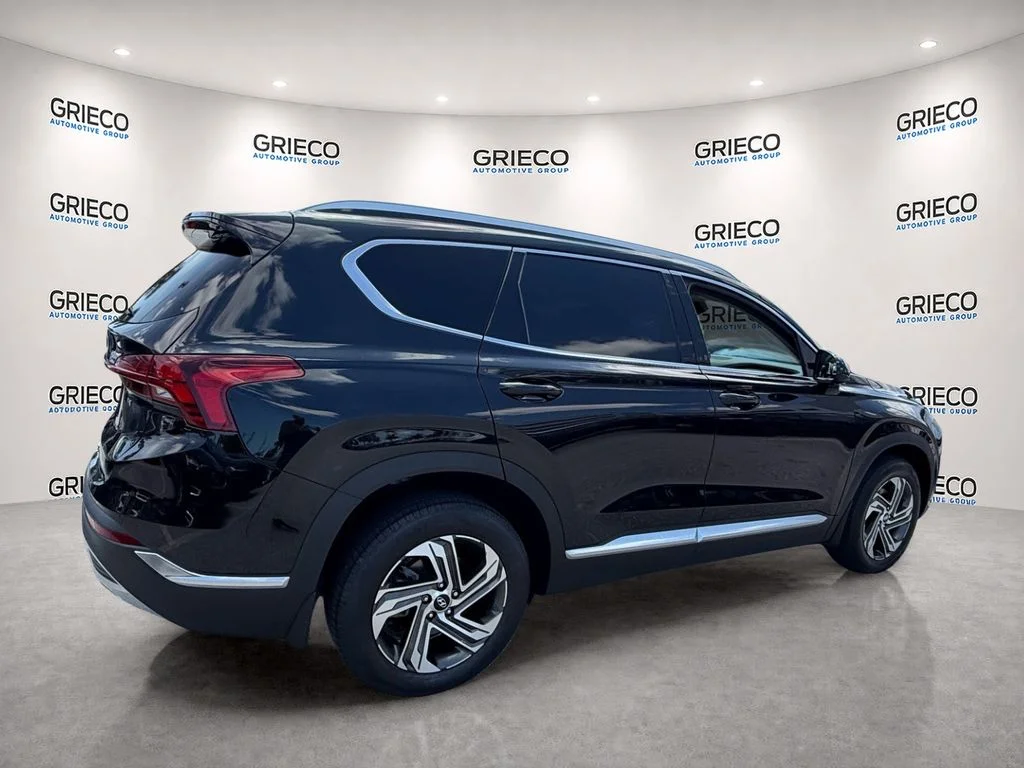 Used 2022 Black Hyundai SEL image 7