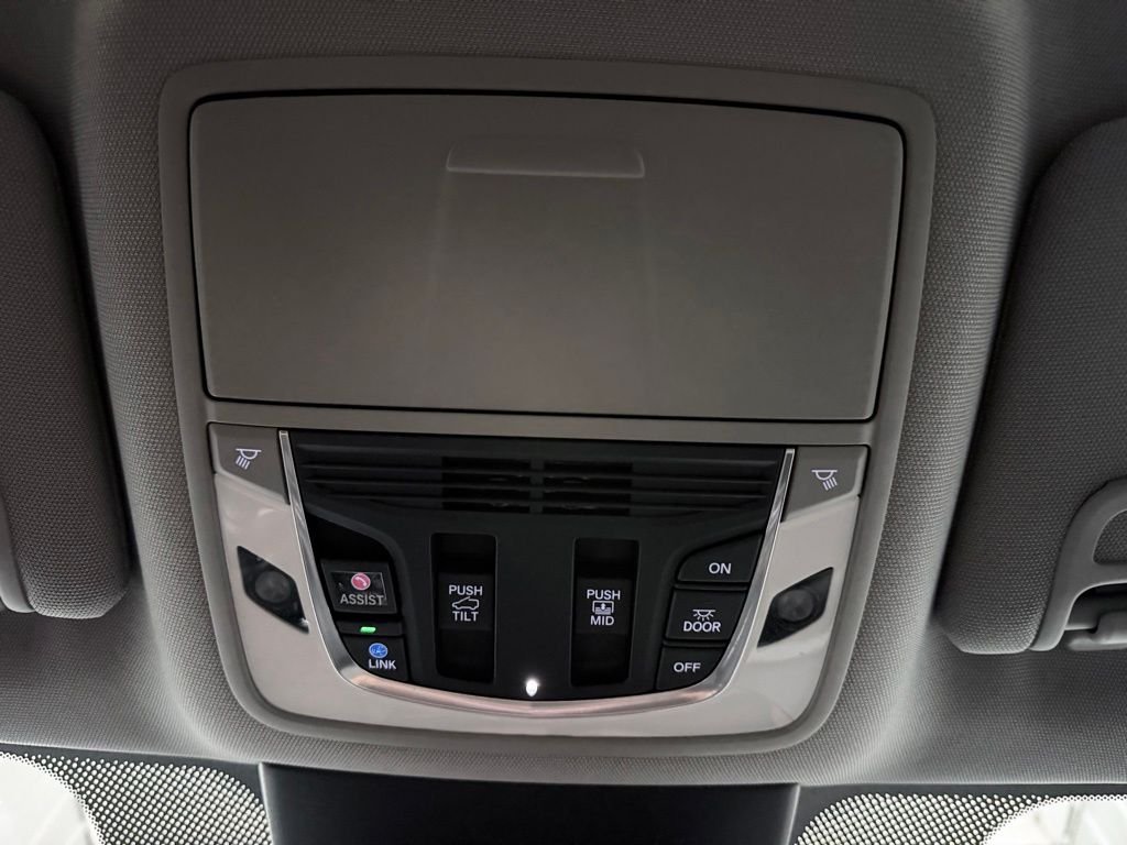 Used 2022  Acura Technology image 21