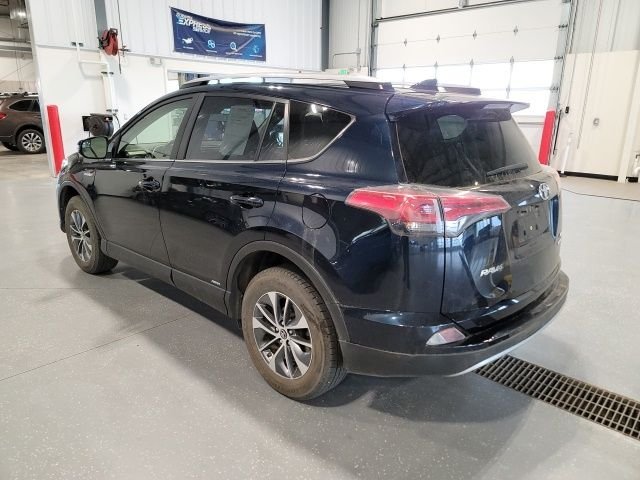 Used 2018 Aqua Toyota XLE image 5