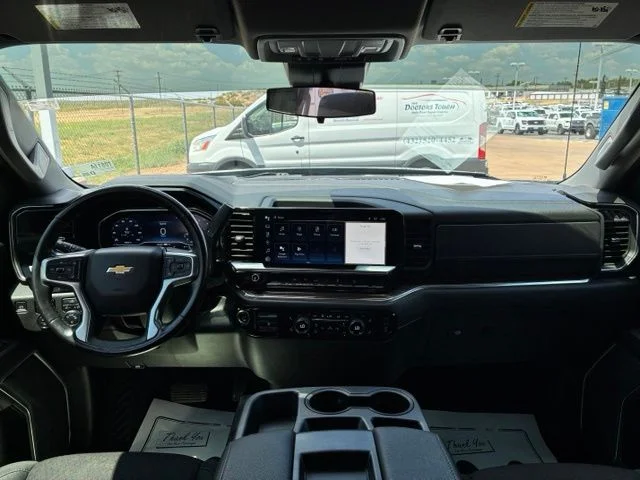 2023 Chevrolet Silverado 1500 LT - Photo 10