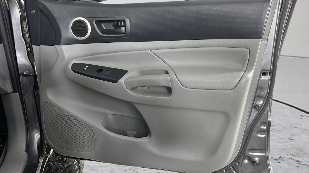 Used 2015 Gray Toyota Base image 19