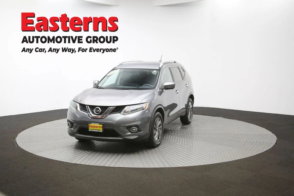 Used 2016 Gray Nissan SL image 52
