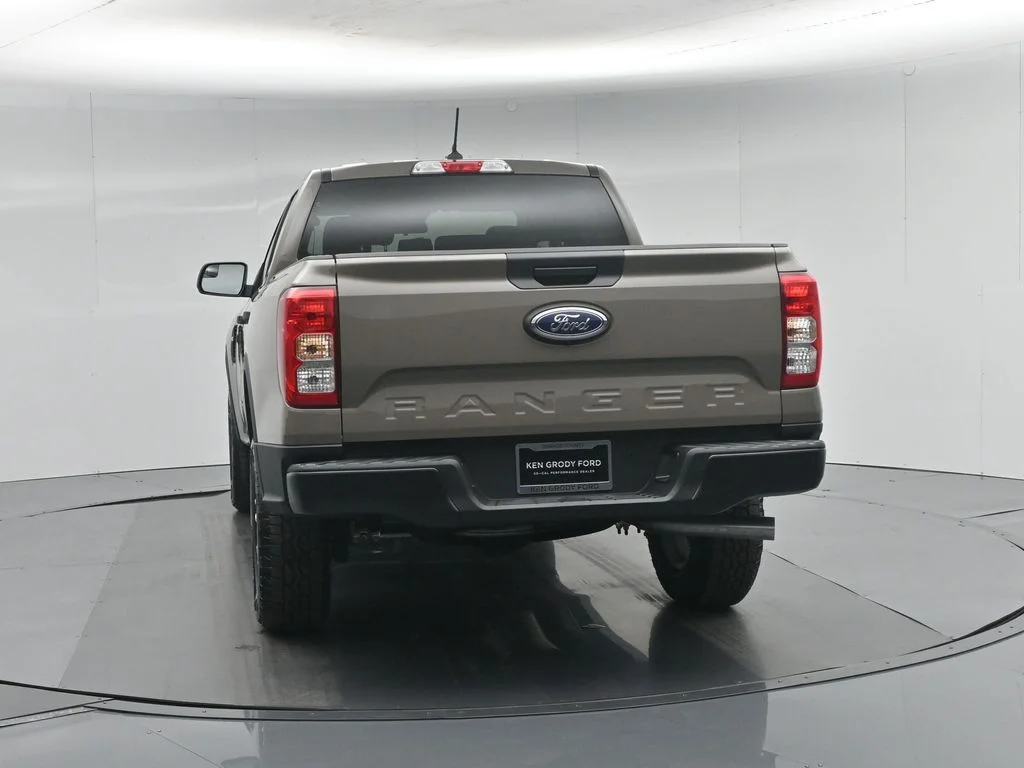 New 2026 Marsh Gray Ford XL image 25