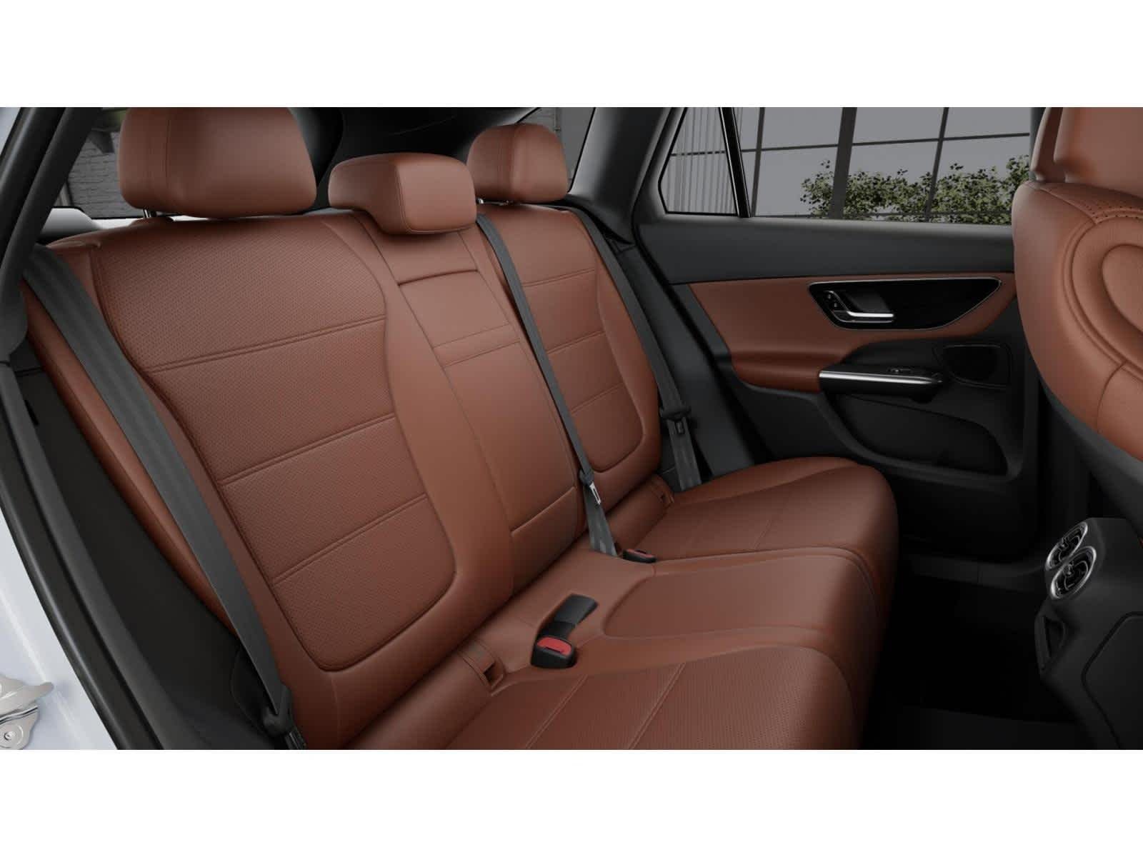 New 2027 Polar White Mercedes-Benz GLC 300 image 4