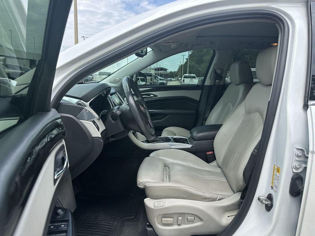 Used 2013 PLATINUM ICE TRICOAT Cadillac Premium Collection image 2