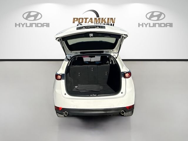 Used 2021 White Mazda Sport image 24