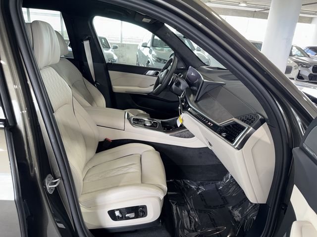 New 2027 Manhattan Green Metallic BMW xDrive40i image 9