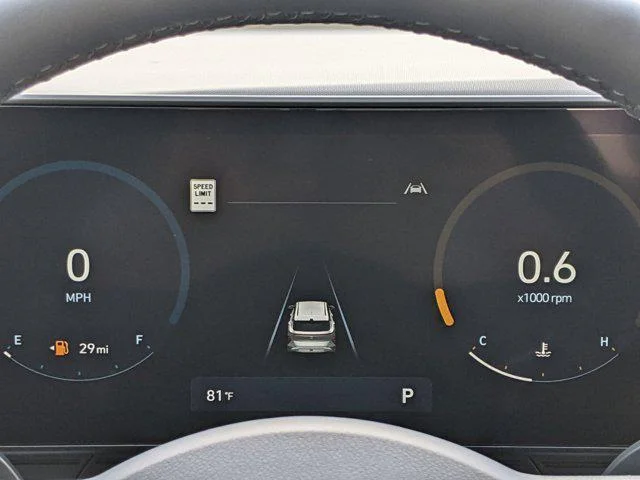 2025 Hyundai Kona SEL Convenience - Photo 24