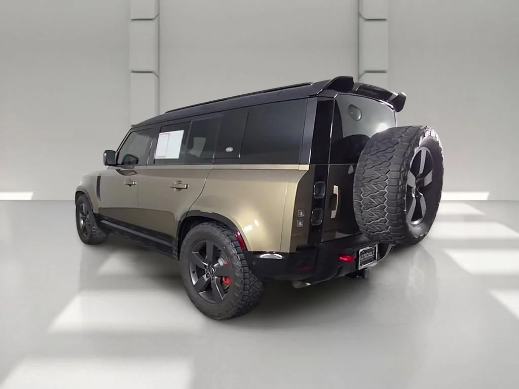 Used 2023 Gondwana Stone Metallic Land Rover X image 44