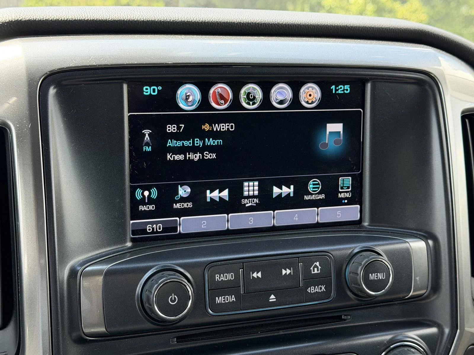 Used 2018 Black Chevrolet LT image 9