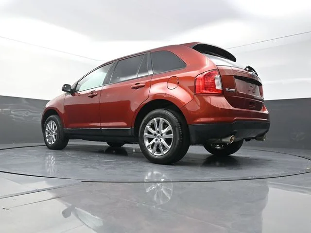 Used 2014 Orange Ford SEL image 34