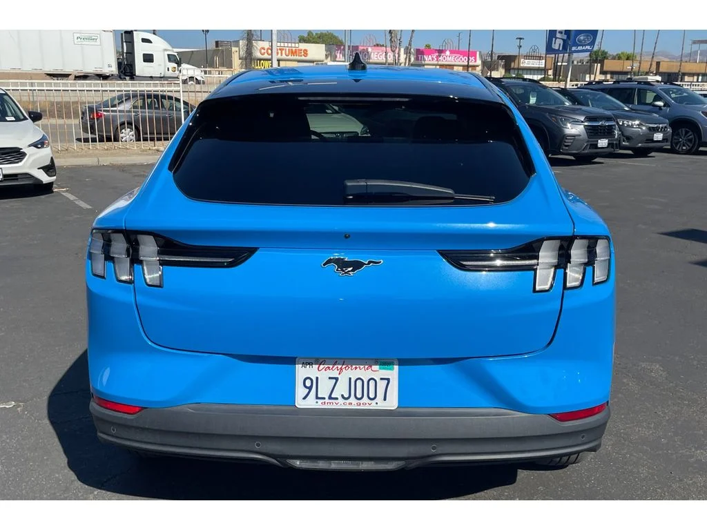 Used 2023 Grabber Blue Metallic Ford Select image 4